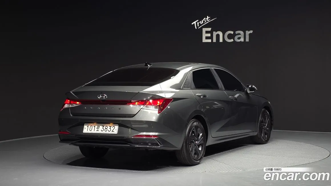 Hyundai AVANTE 2023 из KR, фото 2