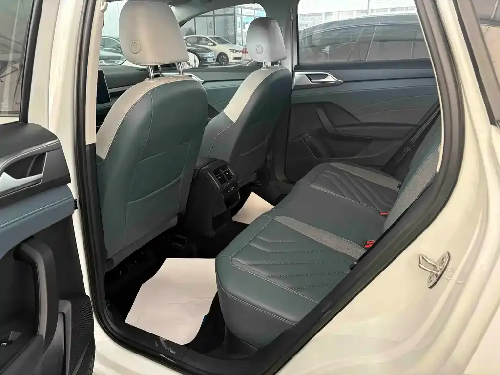 Volkswagen Tharu 2024 из CN, фото 5
