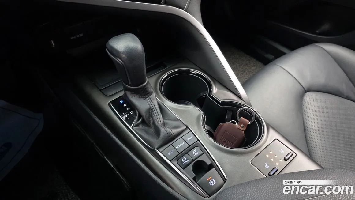 Toyota Camry 2022 из KR, фото 8