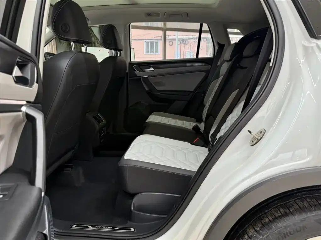 Volkswagen Tayron 2023 из CN, фото 4