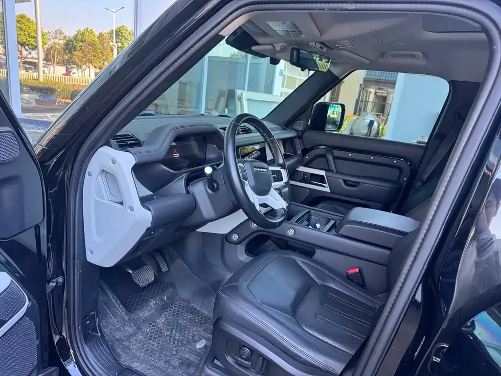 Land Rover Defender — фото 4