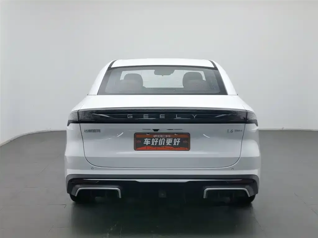 Geely Galaxy L6 — фото 4