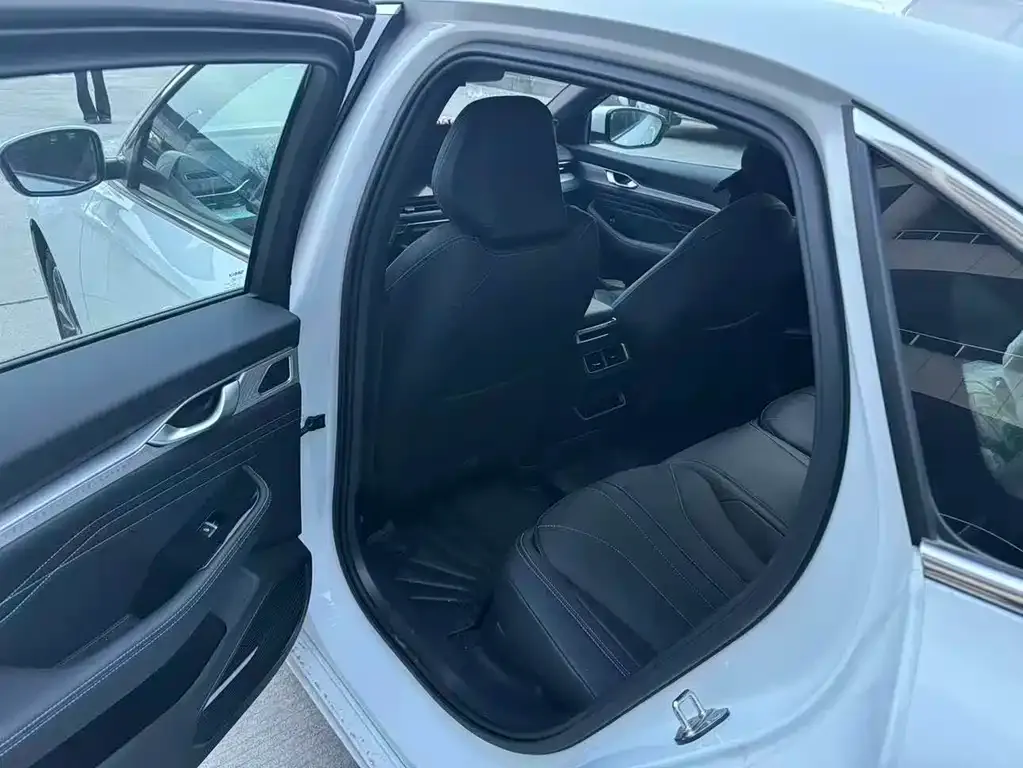 Geely Xingrui 2025 из CN, фото 5