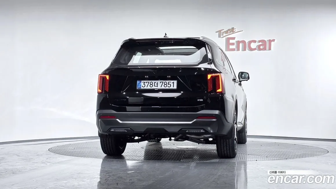Kia Sorento — фото 4