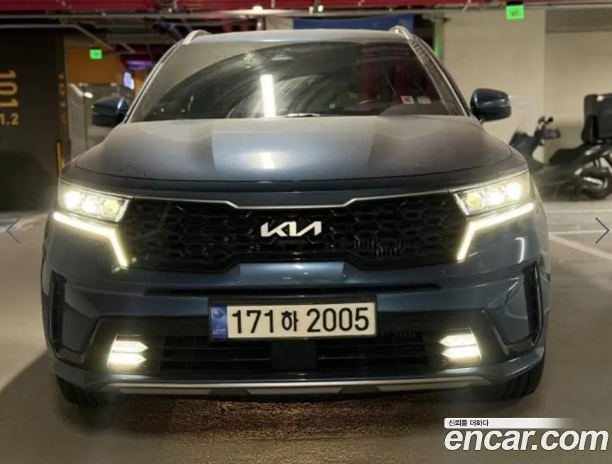 Kia Sorento — фото 1
