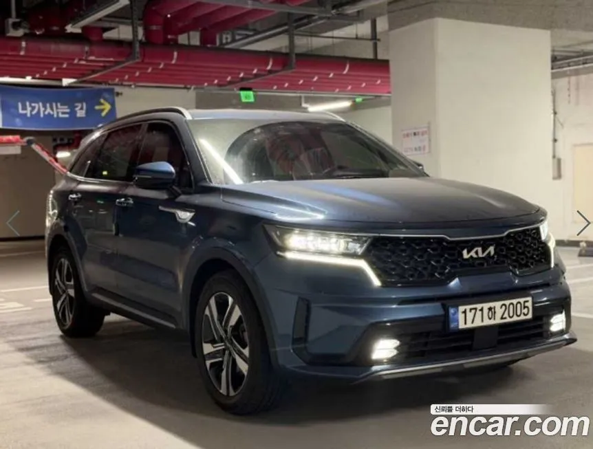 Kia Sorento — фото 6