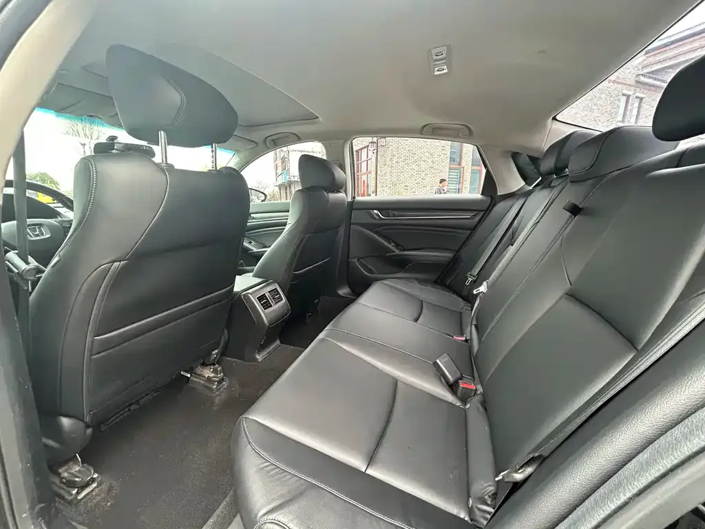 Honda Accord 2021 из CN, фото 3