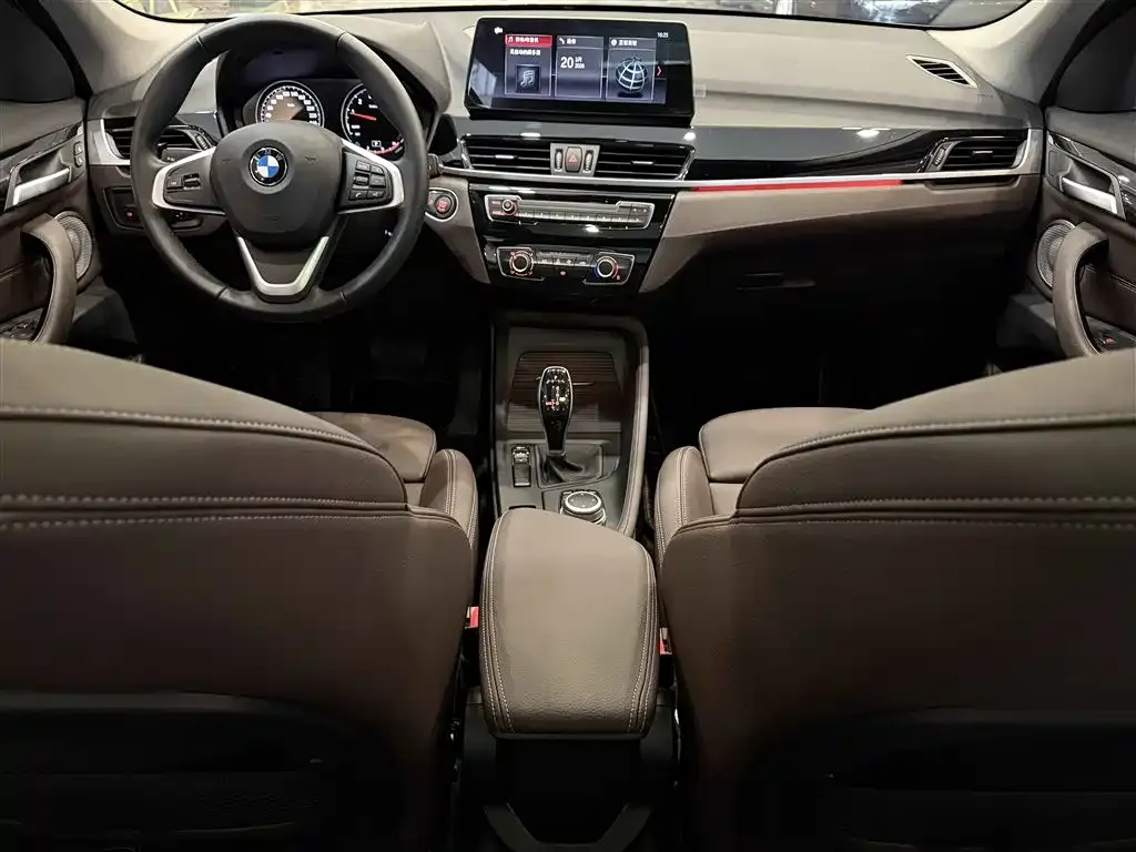 BMW X1 2022 из CN, фото 2