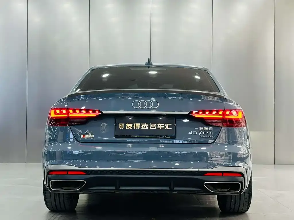 Audi A4L 2022 из CN, фото 4