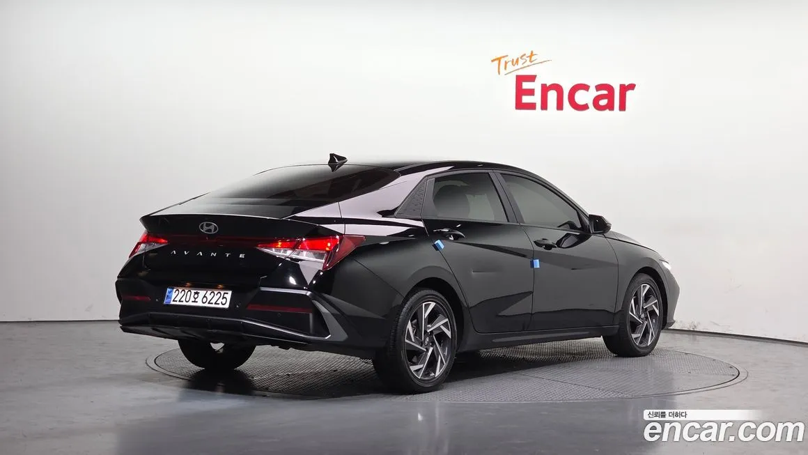 Hyundai AVANTE — фото 7