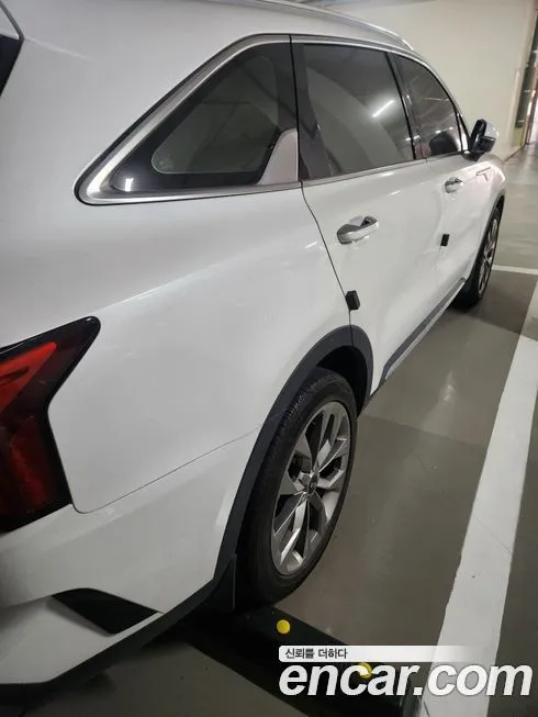 Kia Sorento — фото 10