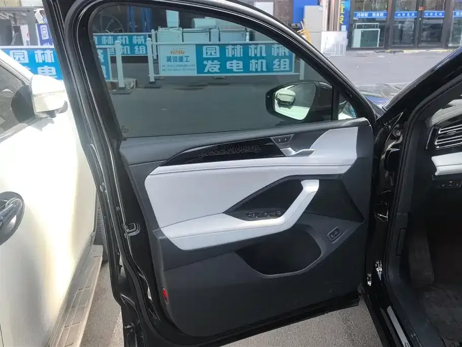 Volkswagen Tiguan L 2024 из CN, фото 8