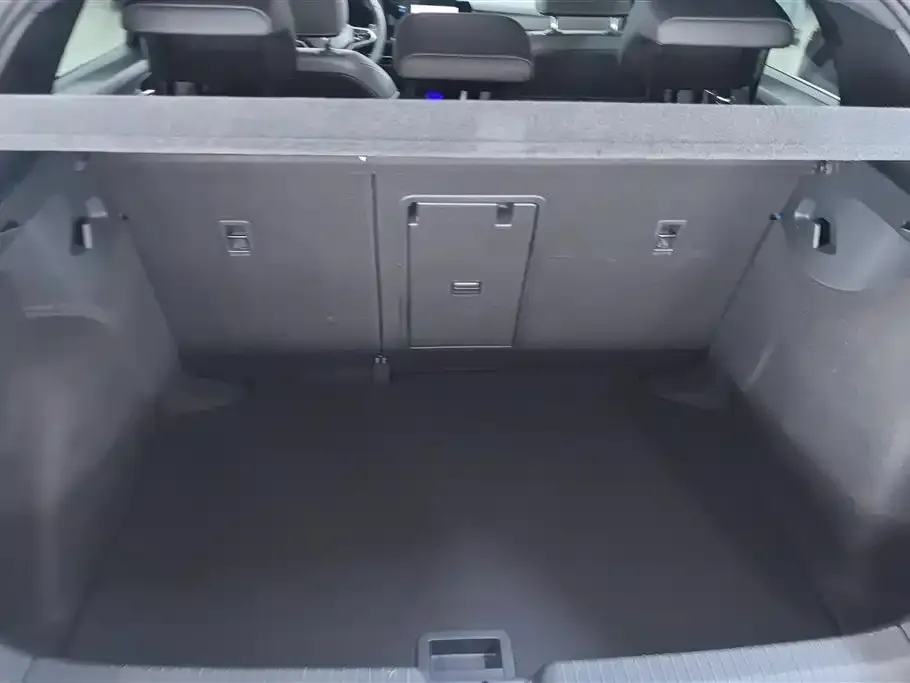 Volkswagen Golf 2021 из CN, фото 4