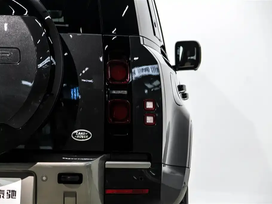 Land Rover Defender 2023 из CN, фото 7
