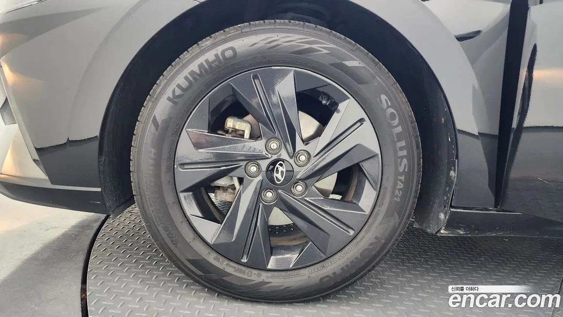 Hyundai AVANTE — фото 7