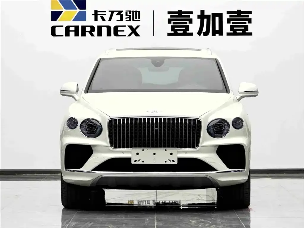 Bentley Bentayga 2024 из CN, фото 10