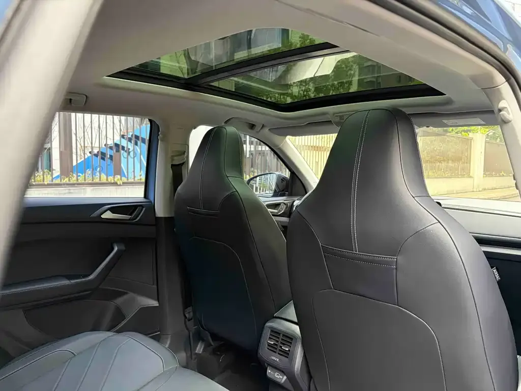 Volkswagen Tharu 2024 из CN, фото 8