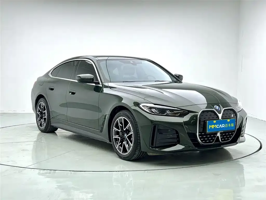 BMW i4 2025 из CN, фото 3