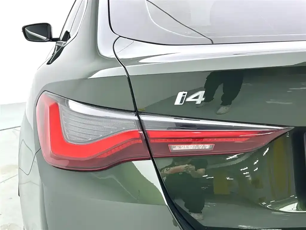 BMW i4 2025 из CN, фото 7