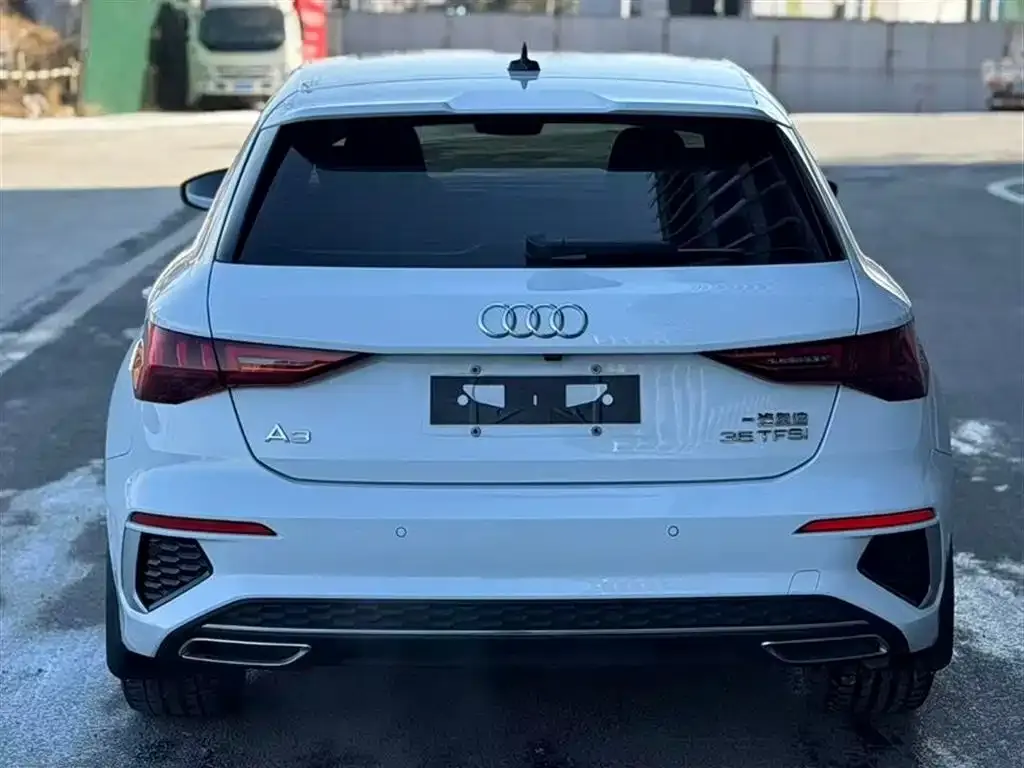 Audi A3 — фото 2