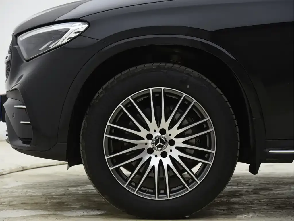Mercedes-Benz GLC 2024 из CN, фото 8