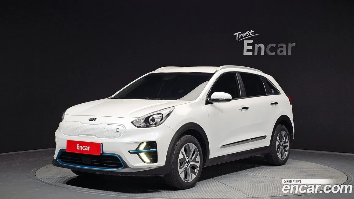 Kia Niro — фото 1