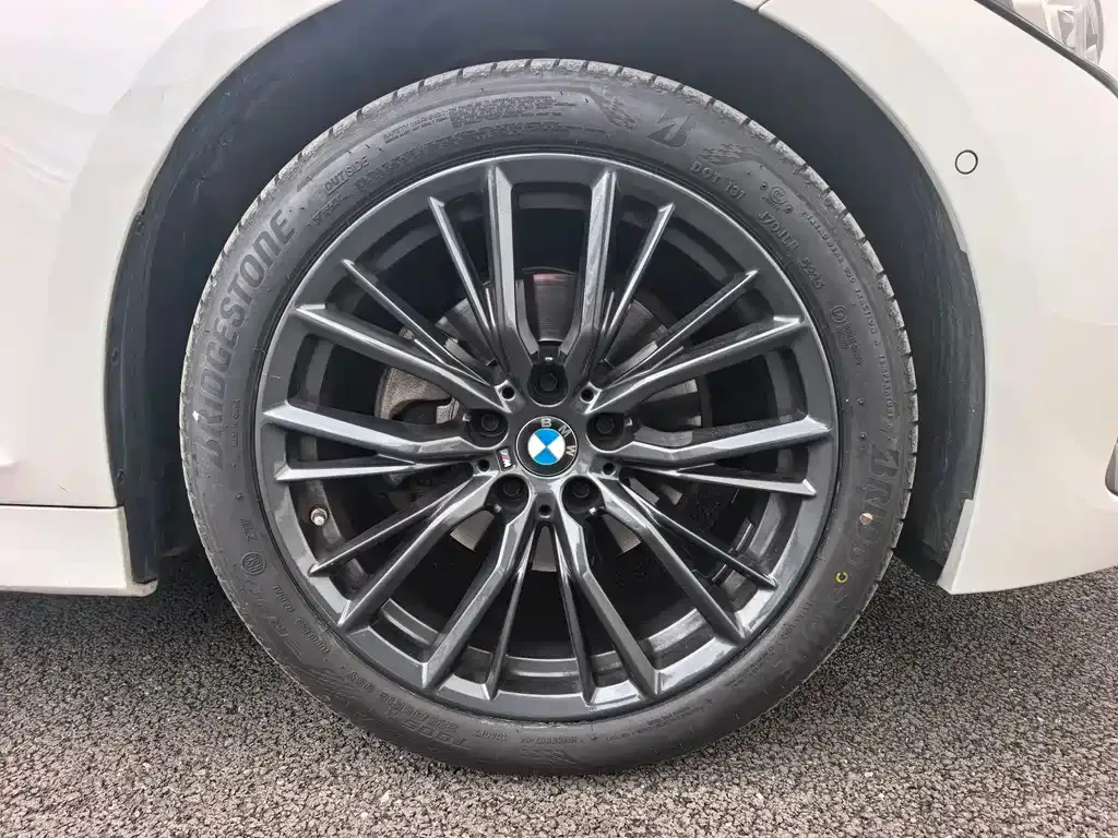 BMW 3 Series — фото 10