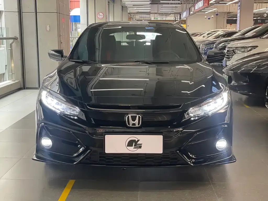 Honda Civic — фото 9