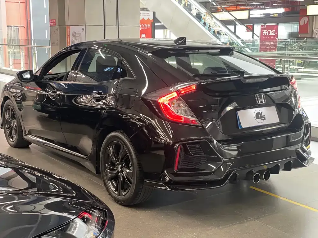 Honda Civic — фото 6