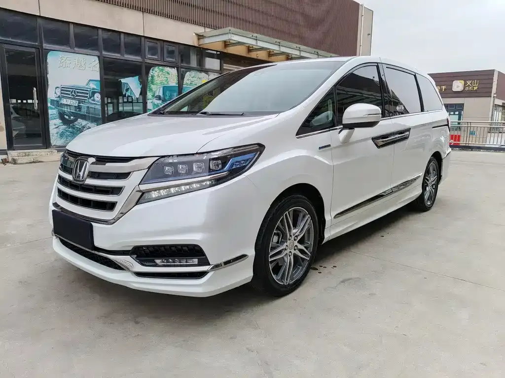 Honda Elysion — фото 9