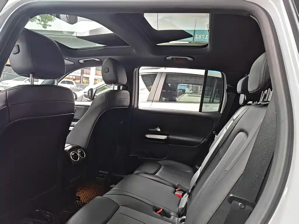 Mercedes-Benz GLB 2021 из CN, фото 2