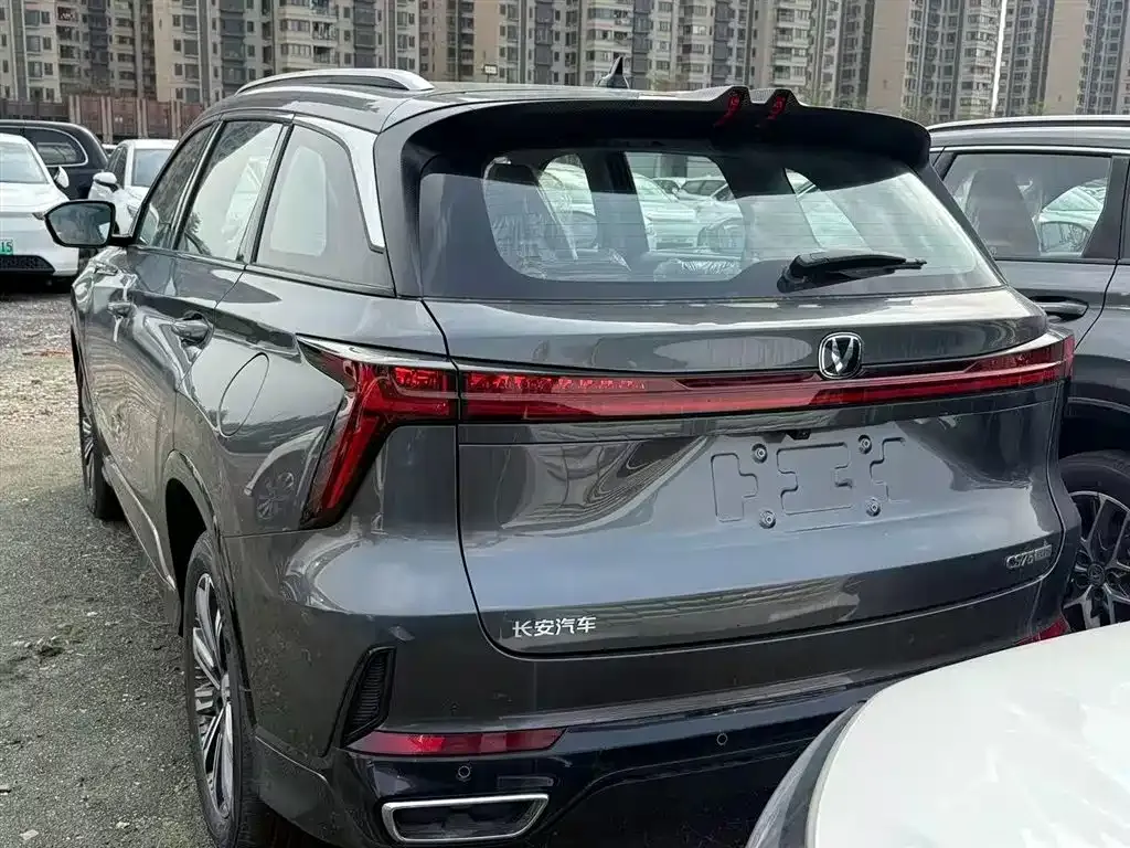 Changan CS75PLUS — фото 3