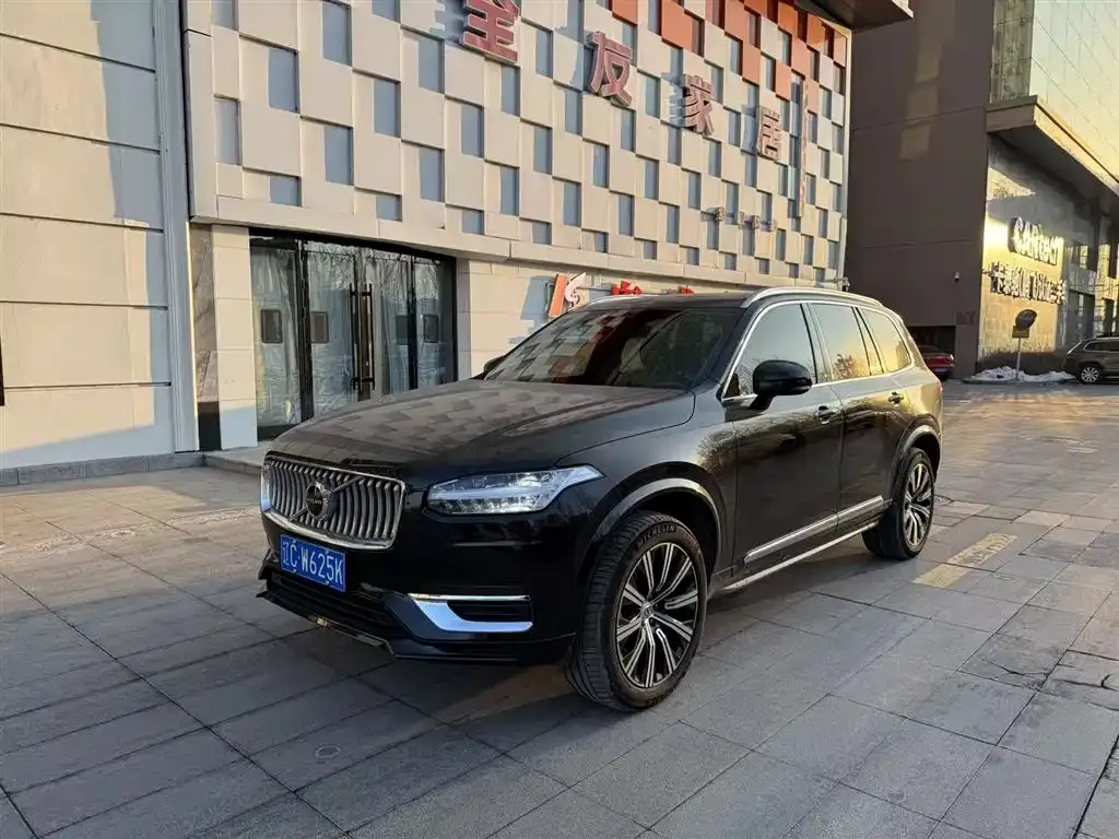 Volvo XC90 — фото 2
