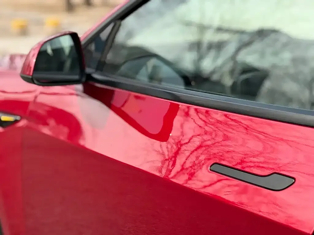 Tesla Model 3 — фото 10