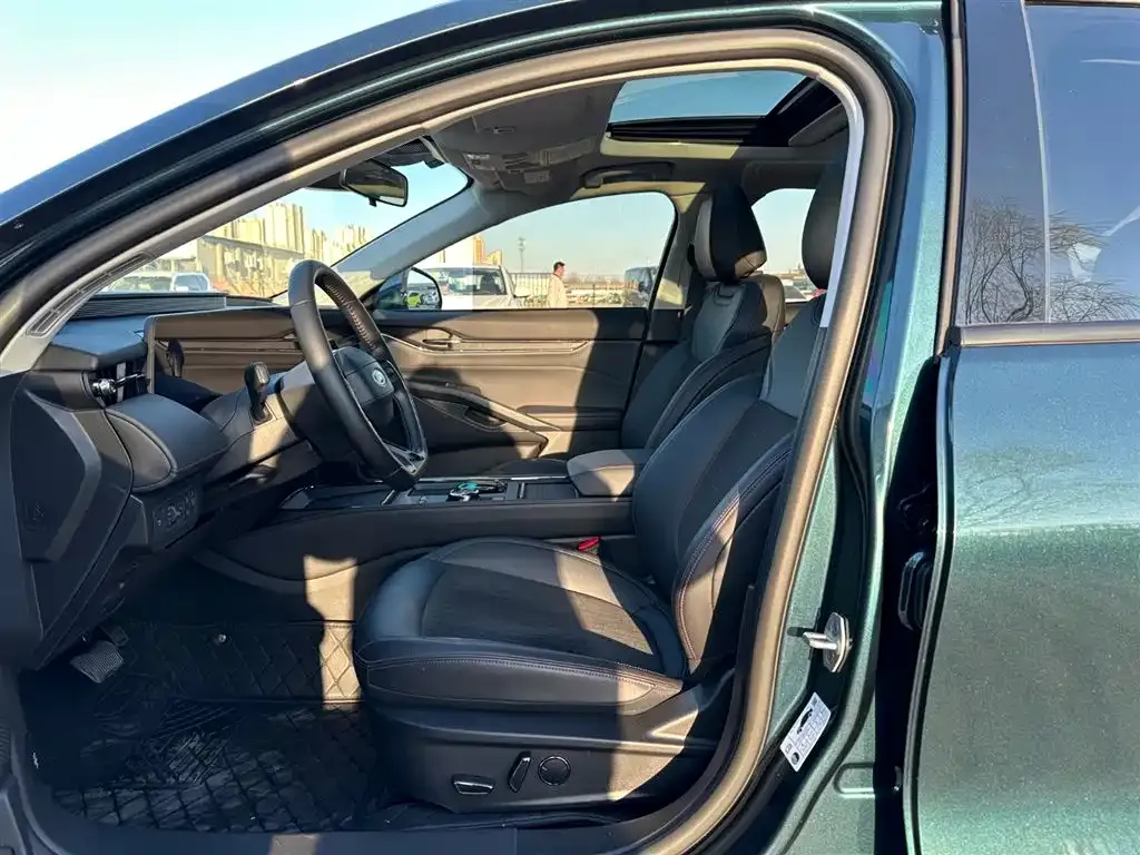 Ford Mondeo 2024 из CN, фото 8