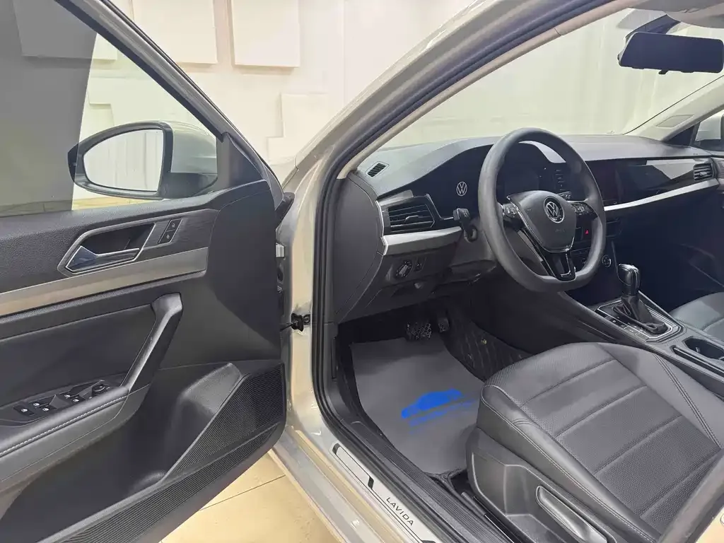 Volkswagen Lavida 2021 из CN, фото 6