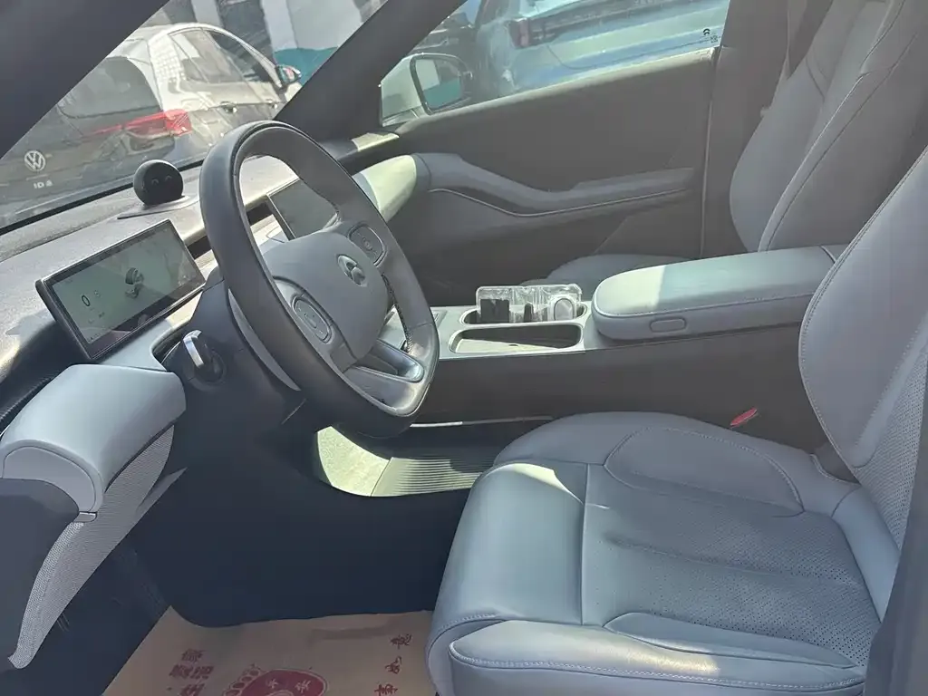 NIO ET5T 2023 из CN, фото 10