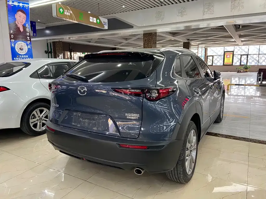 Mazda CX-30 — фото 10