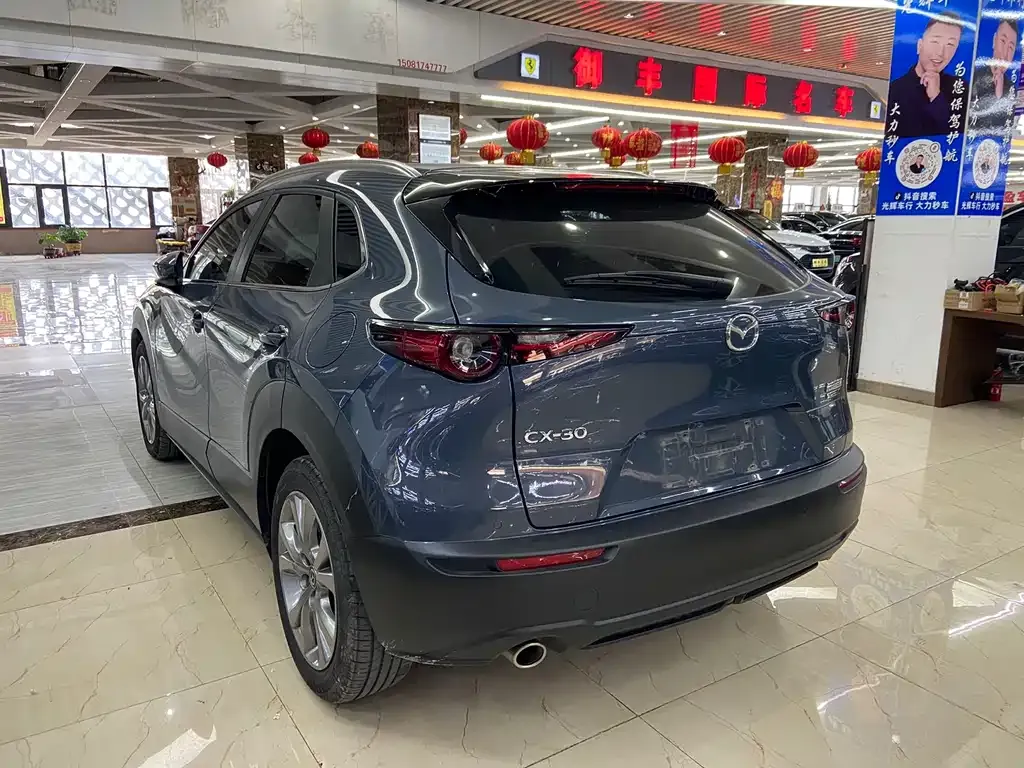 Mazda CX-30 — фото 7