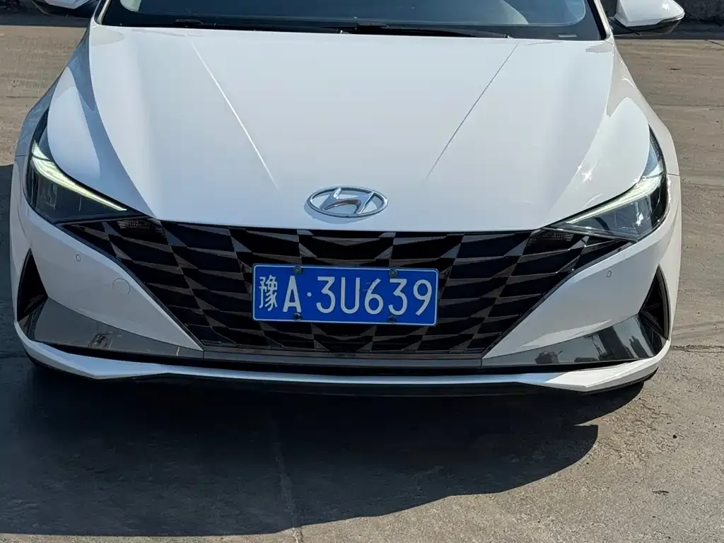 Hyundai Elantra 2022 из CN, фото 3