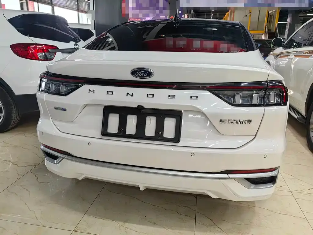 Ford Mondeo 2023 из CN, фото 8