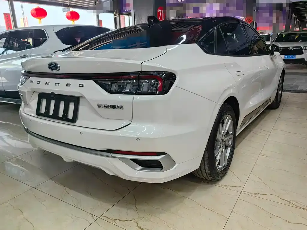 Ford Mondeo 2023 из CN, фото 2