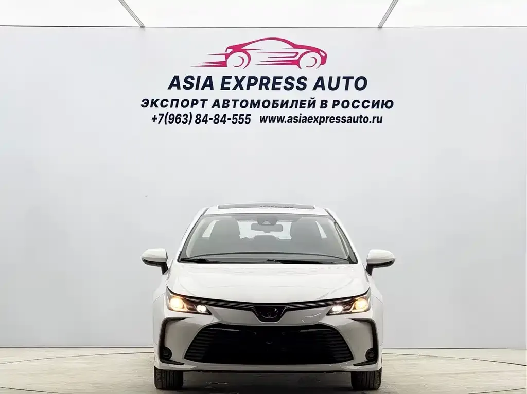 Toyota Corolla — фото 10