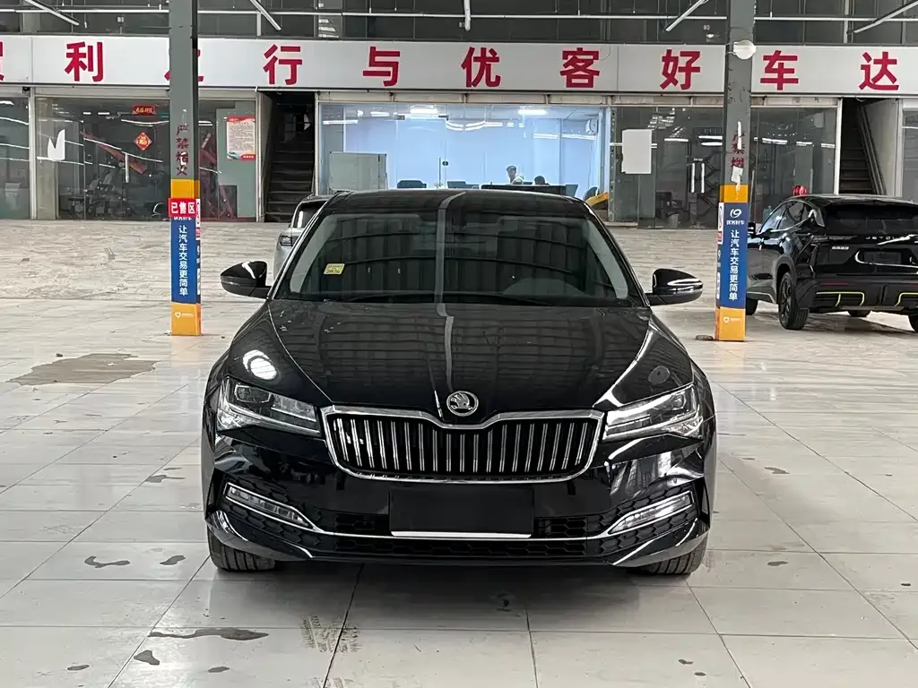 Skoda Superb 2024 из CN, фото 2