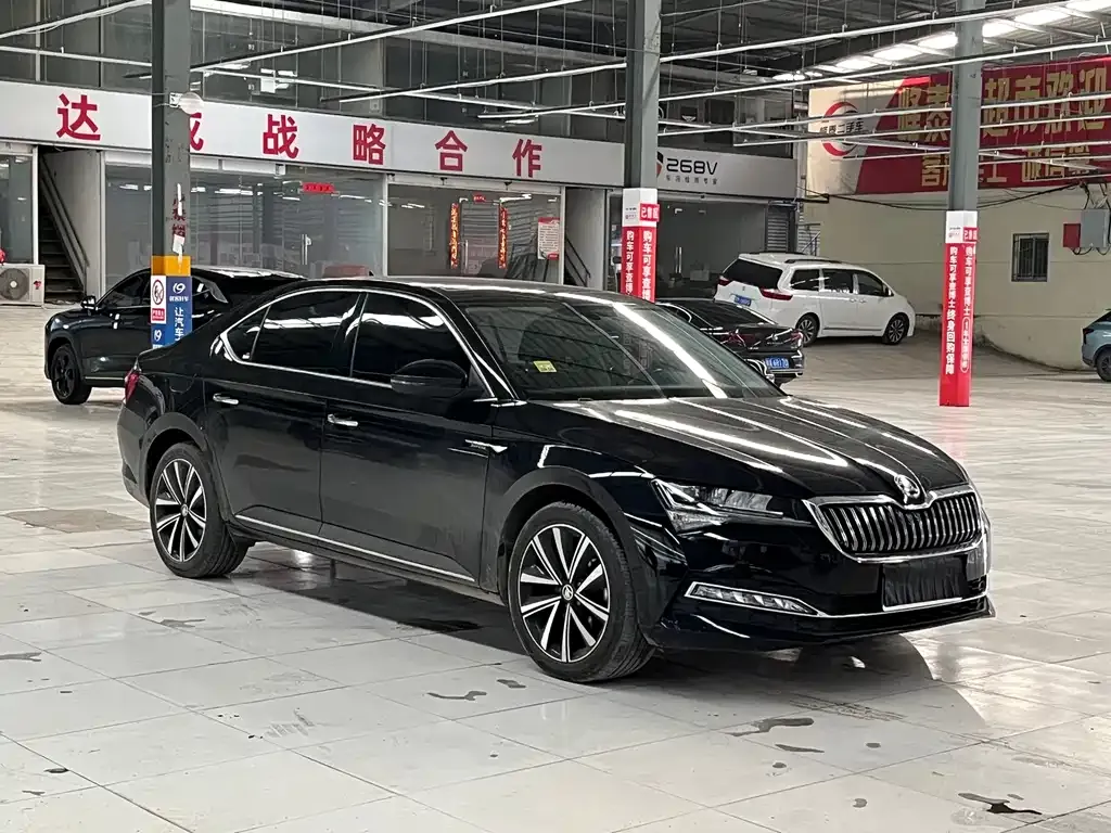 Skoda Superb 2024 из CN, фото 5