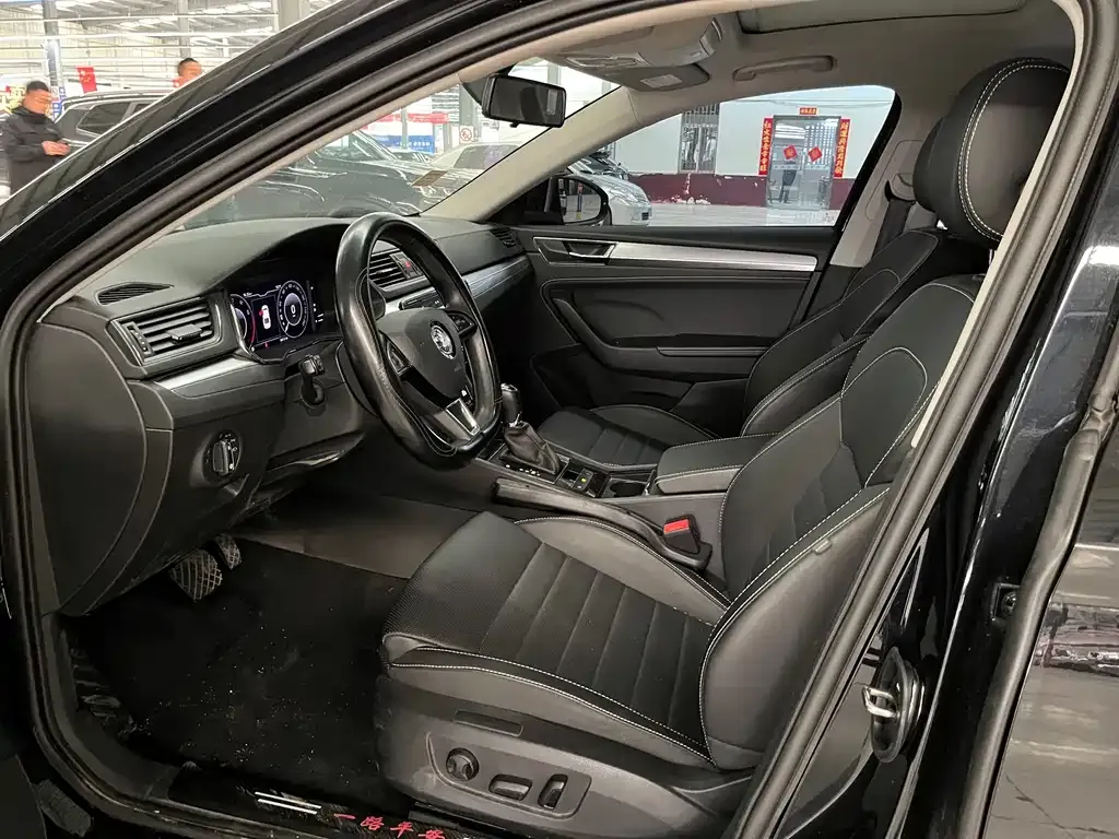 Skoda Superb 2024 из CN, фото 7