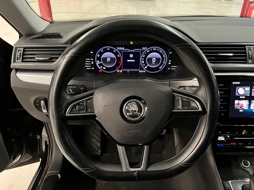Skoda Superb 2024 из CN, фото 4