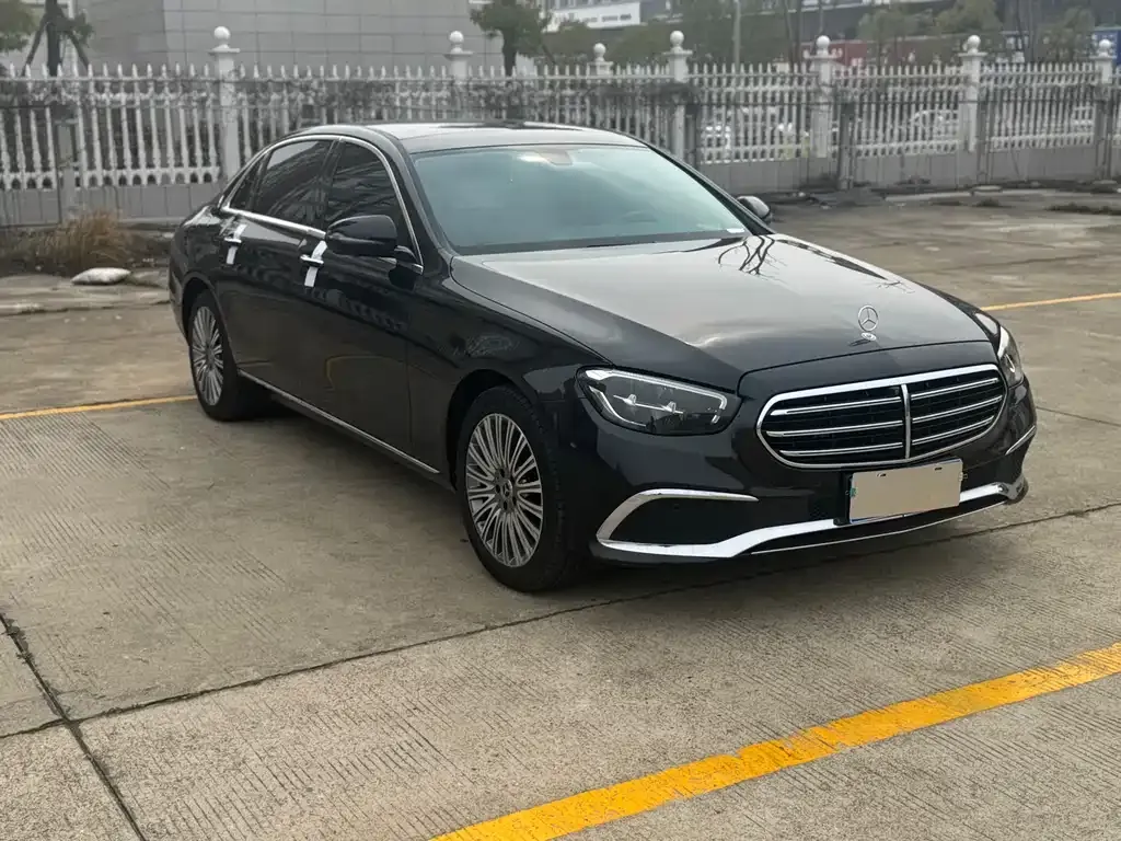 Mercedes-Benz E-Class 2023 из CN, фото 5