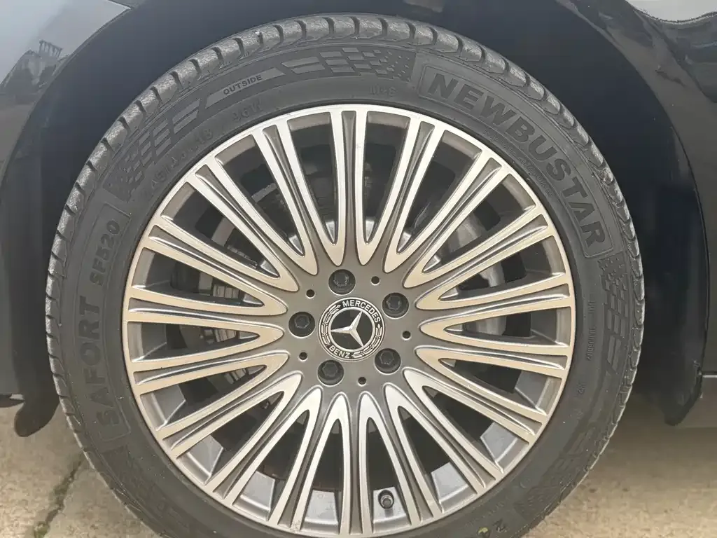Mercedes-Benz E-Class 2023 из CN, фото 3