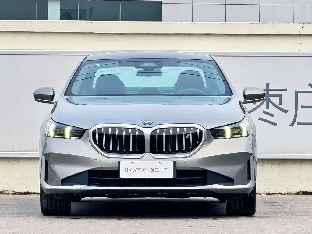 BMW i5 2025 из CN, фото 6